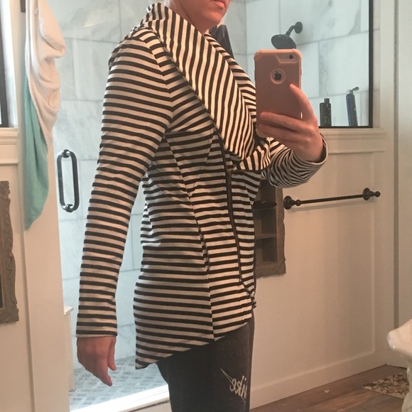 NWOT striped jacket - Picture 6 of 6